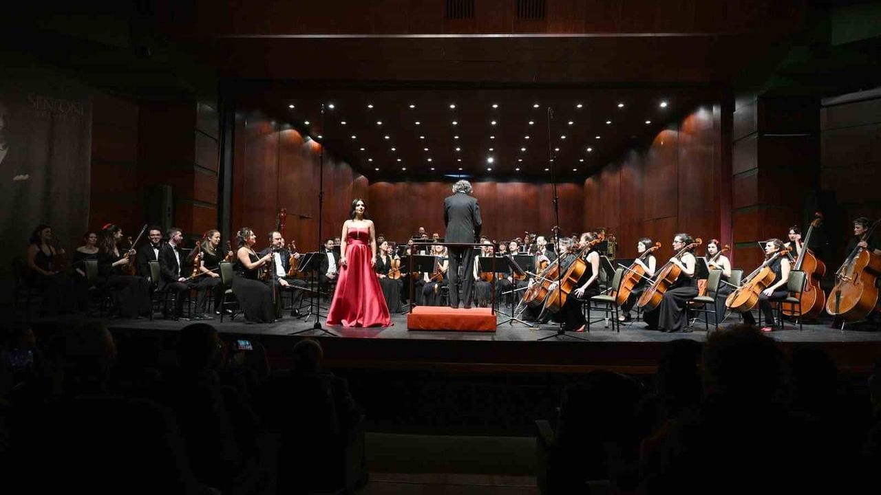 Anadolu Üniversitesi Senfoni Orkestrası Yeni Yıl Konseri Eskişehir'de