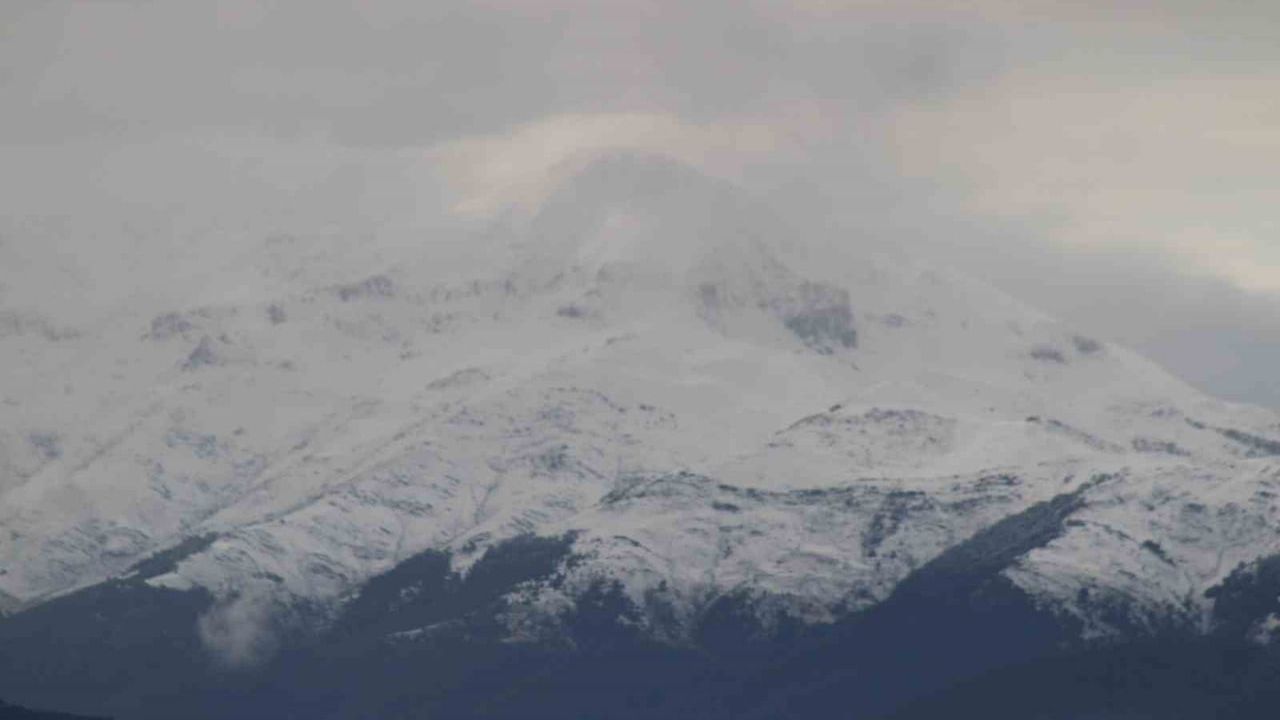 Anamas Dedegöl zirvesi beyaza büründü — Konya'da son 24 saat yağışları