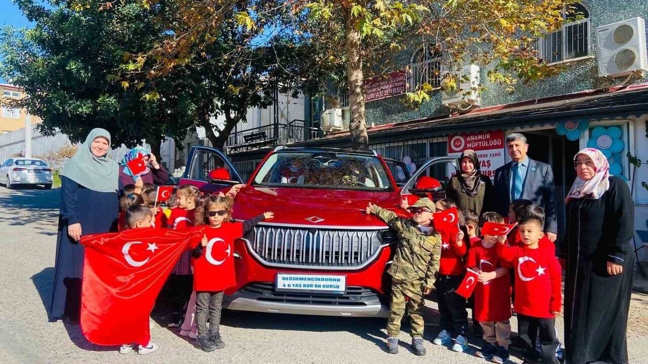 Anamur’da minikler Togg’u tanıdı, yerli üretim bilinci kazandı