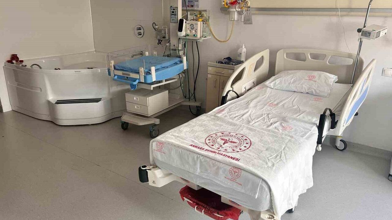 Ankara Bilkent Şehir Hastanesi’nde suda doğuma yoğun talep