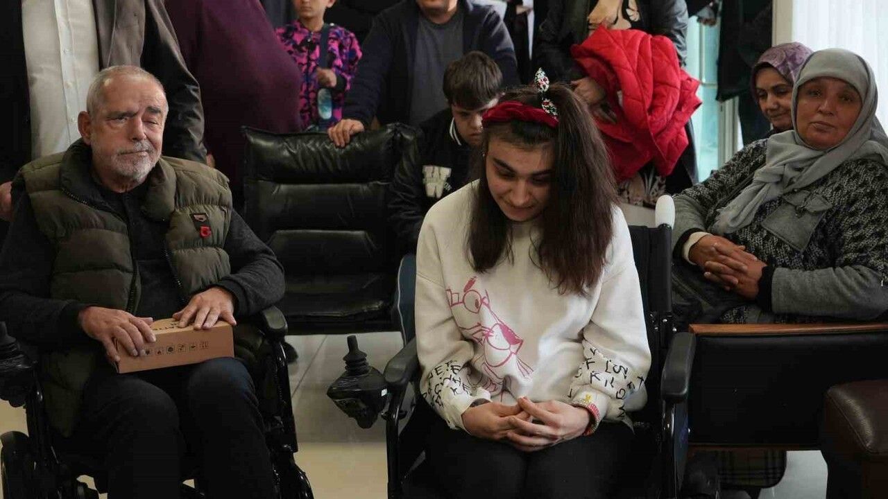 Ankara'da 3 Aralık'ta engellilere 8 akülü sandalye bağışı