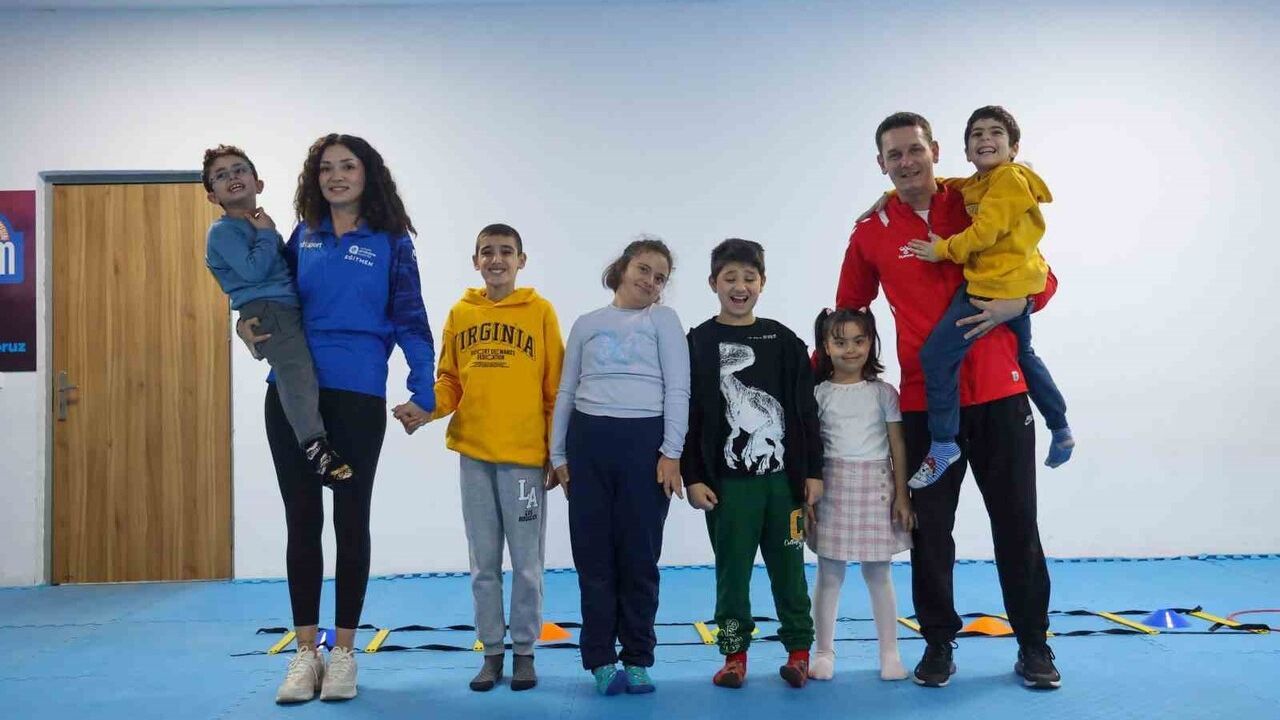 Antalya Büyükşehir’den özel gereksinimli bireylere ücretsiz spor kursları