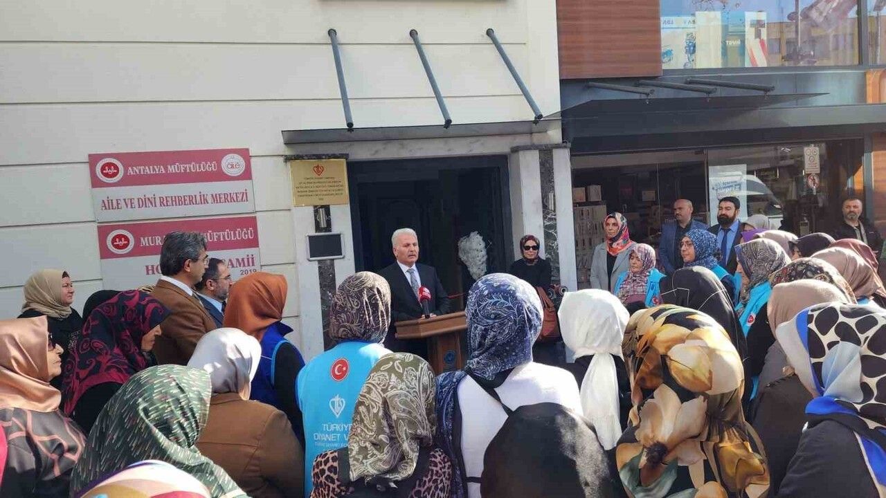 Antalya'da "İyilik Atölyesi" açıldı