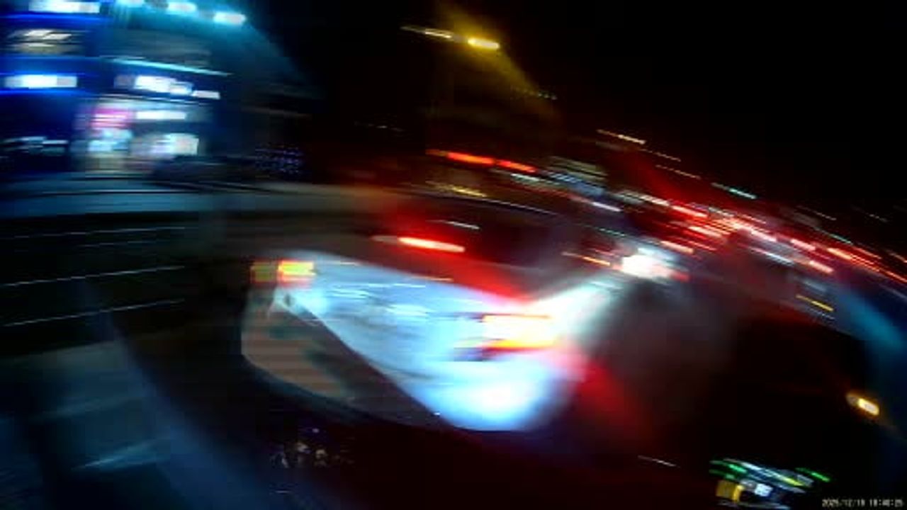 Antalya’da motorcunun ambulansa yol açan müdahalesi