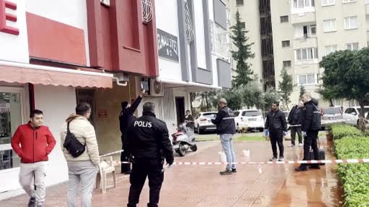 Antalya'da oğlunun ölümünün ardından anne balkondan düştü