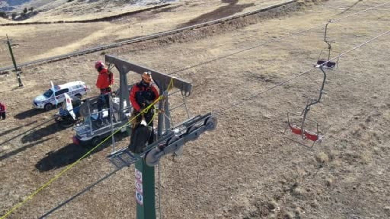 Antalya'da Saklıkent'te Teleferik Kurtarma Tatbikatı