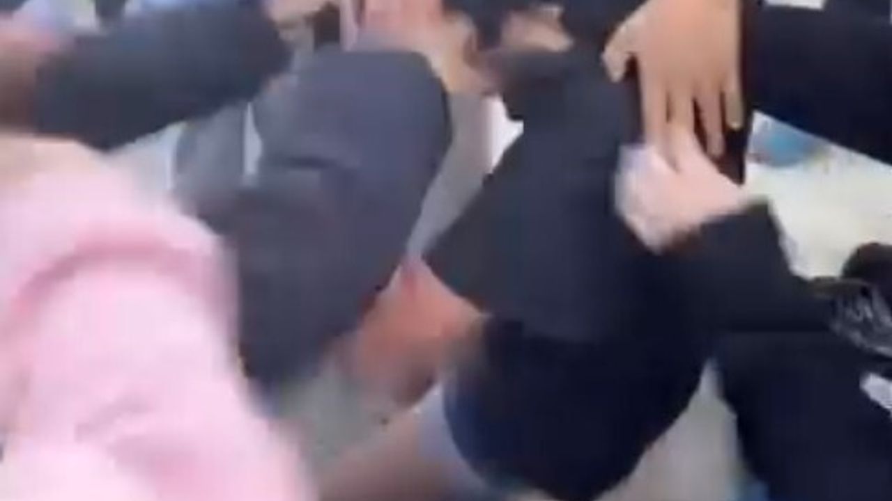 Antalya Serik’te ilkokul bahçesinde akran zorbalığı: 11 öğrenci gözaltına alındı