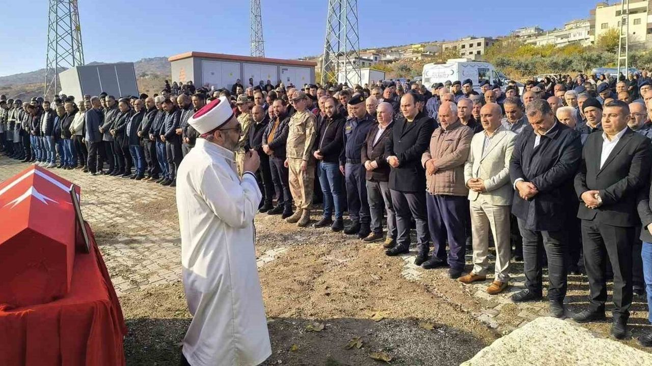 Arabanlı Gazi J. Çvş. Mehmet İnce Son Yolculuğuna Uğurlandı