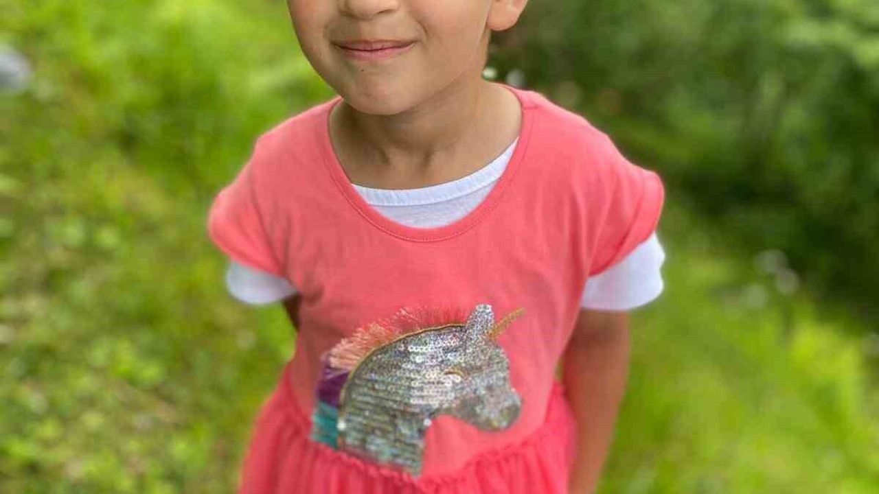 Araklı'da kaldırımda dehşet: 8 yaşındaki Elif yaşamını yitirdi