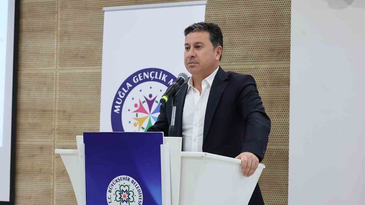 Aras: Gençlerden Gelen Her Fikri Desteklemeye Hazırız