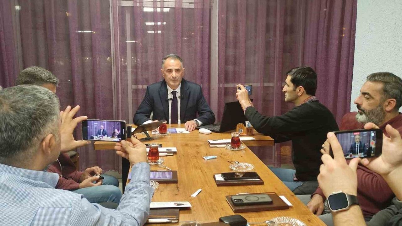 Ardahan Esnaf ve Sanatkarlar Odaları'nda Seçim Heyecanı: Candar Yılmaz Adaylığını Açıkladı