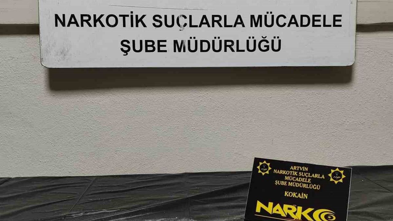 Artvin'de 147,70 gram kokain ele geçirildi; 1 şüpheli tutuklandı