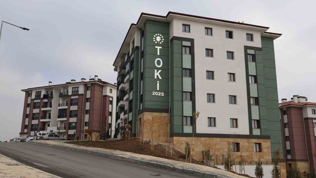 Asrın inşası: Elazığ'da 12 bin 326 konut teslim edildi