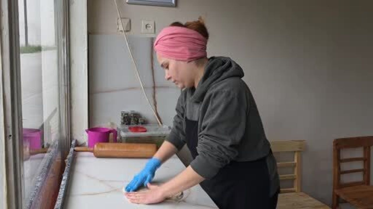 Asya Nil Şavk: Kütahya'da Geleneksel Gözleme Kültürünü Yaşatıyor