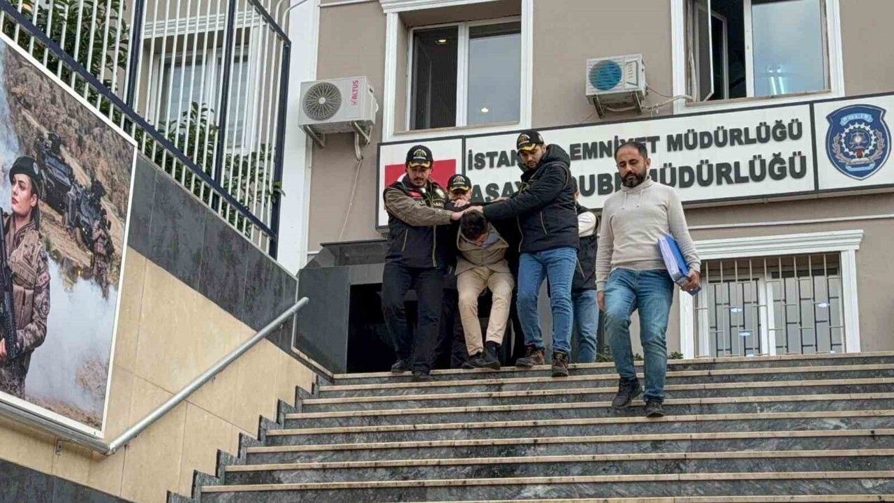 Avcılar'da trafik kazası tartışması cinayetle sonuçlandı — 2 şüpheli adliyeye sevk edildi