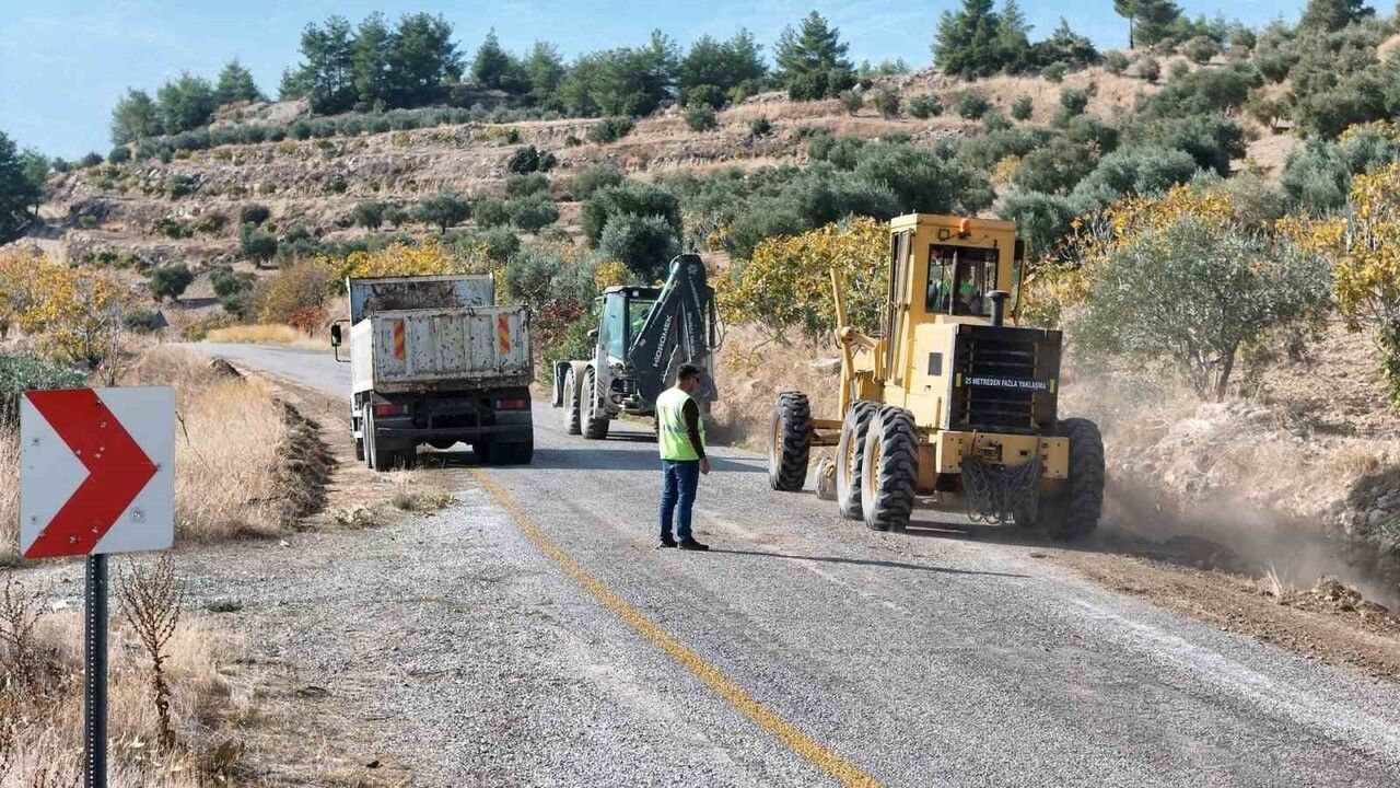 Aydın Büyükşehir, Bozdoğan yollarında banket temizliği başlattı