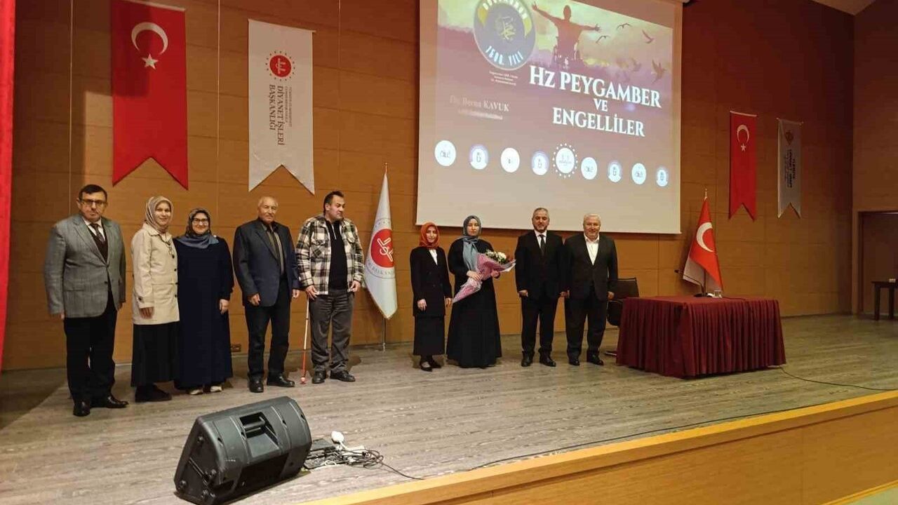 Aydın'da 'Peygamberimiz ve Engelliler' başlıklı konferans gerçekleştirildi