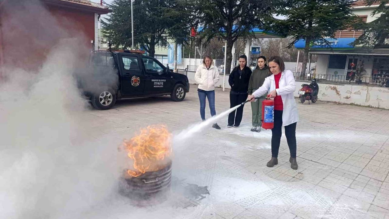 Babaeski’de Aile Sağlık Merkezlerinde Yangın Eğitimi Düzenlendi