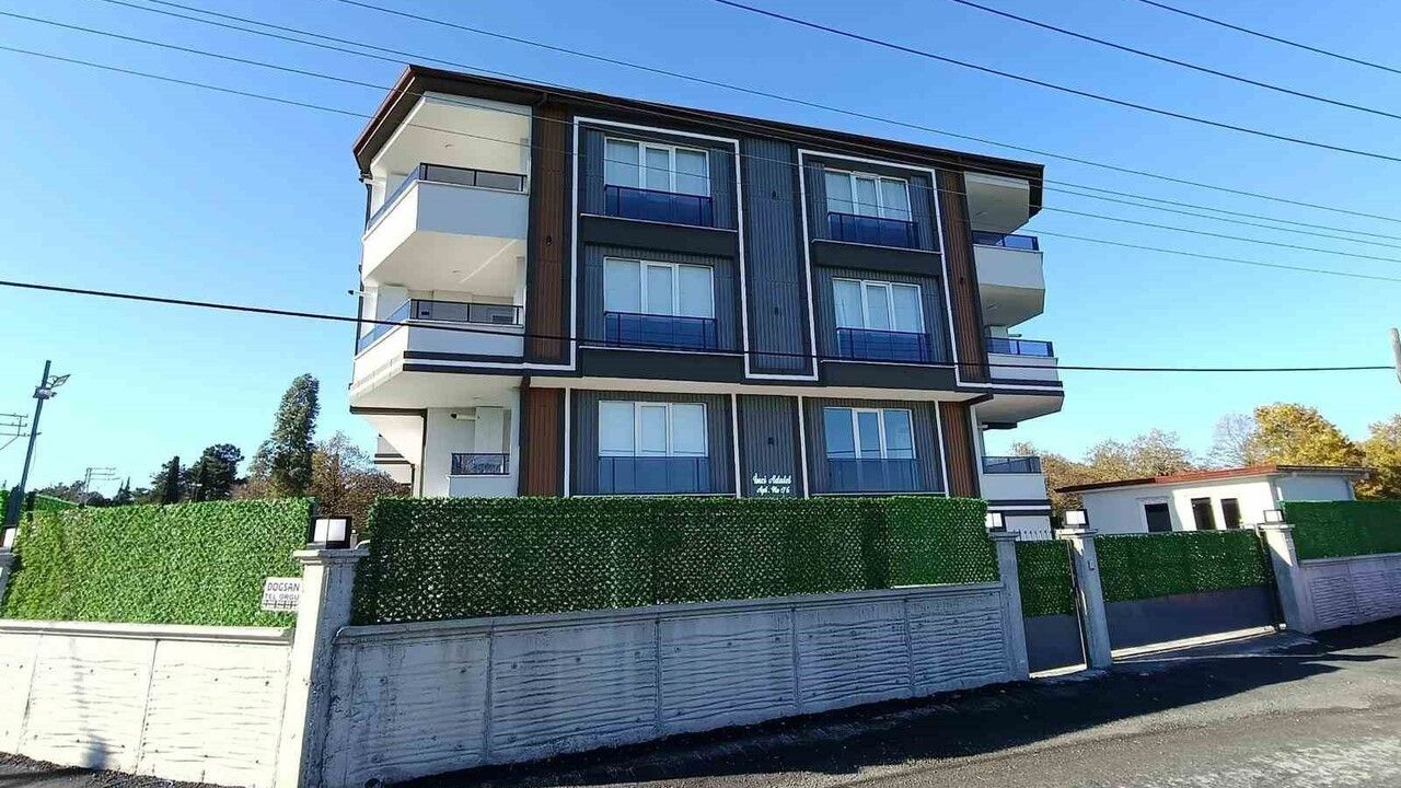 Bafra'da hâkim ve savcılar için 9 dairelik lojman teslim edildi