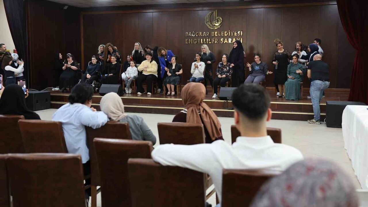 Bağcılar'da kuaförler engelliler için yarıştı