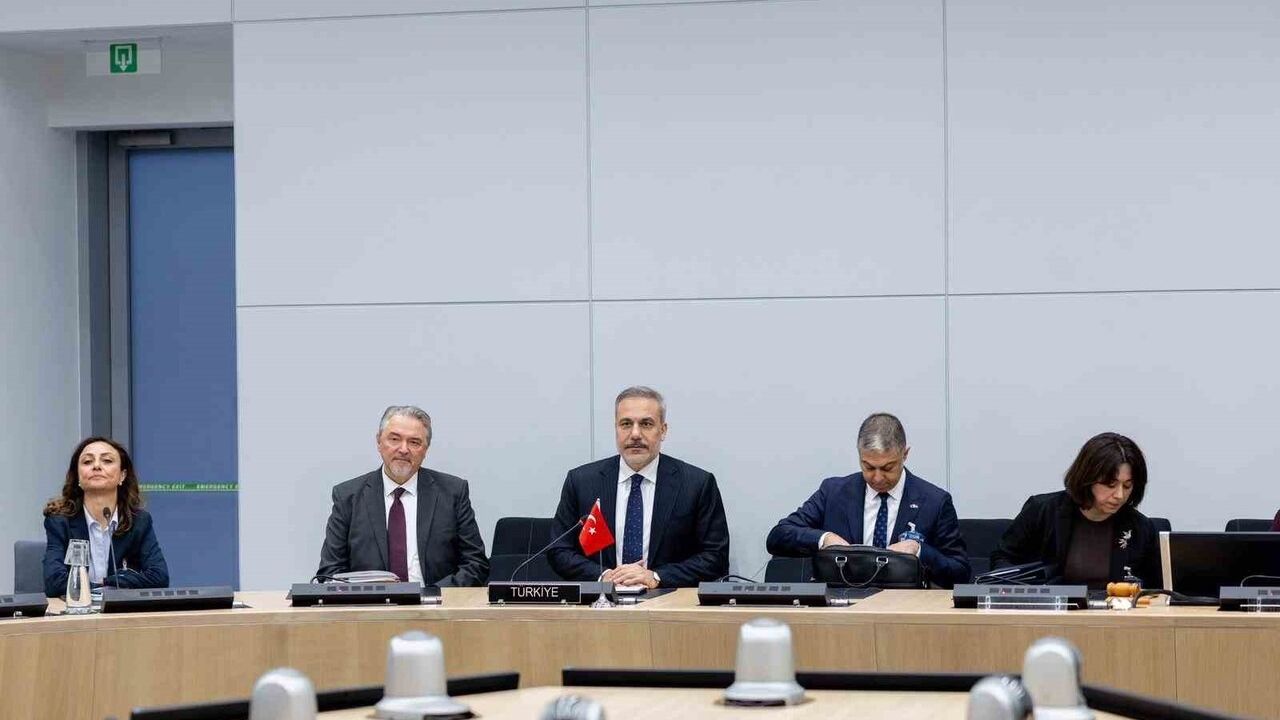 Bakan Fidan Brüksel’de Romanya ve Bulgaristanlı mevkidaşlarıyla görüştü