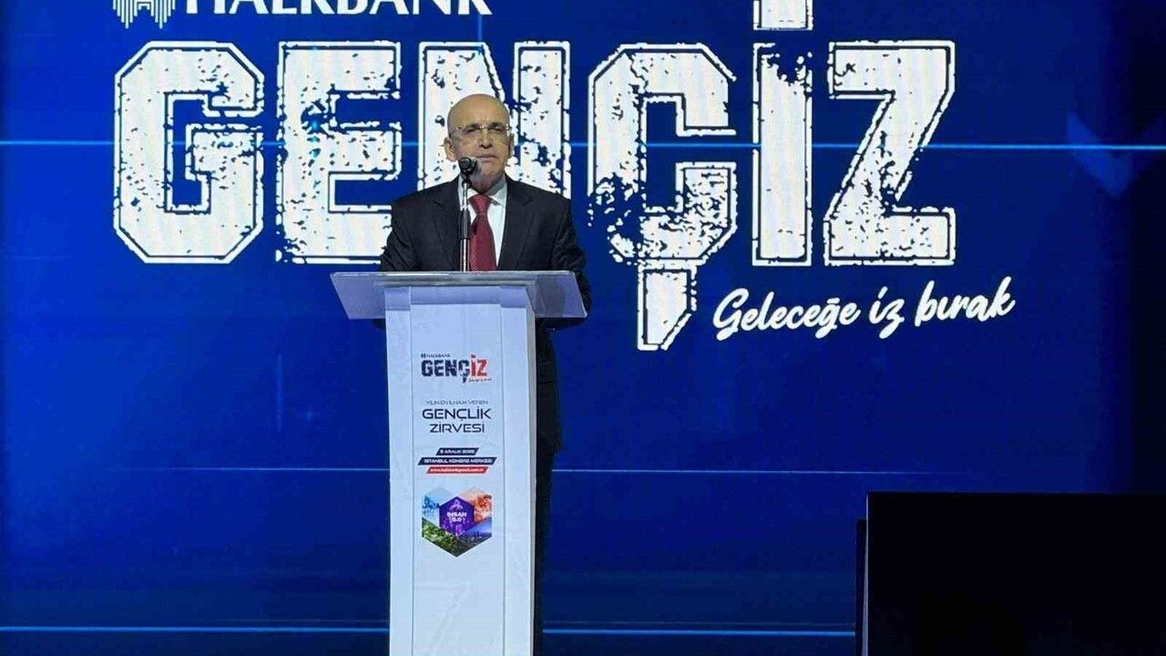 Bakan Şimşek: Enflasyon düşüyor ve düşmeye devam edecek