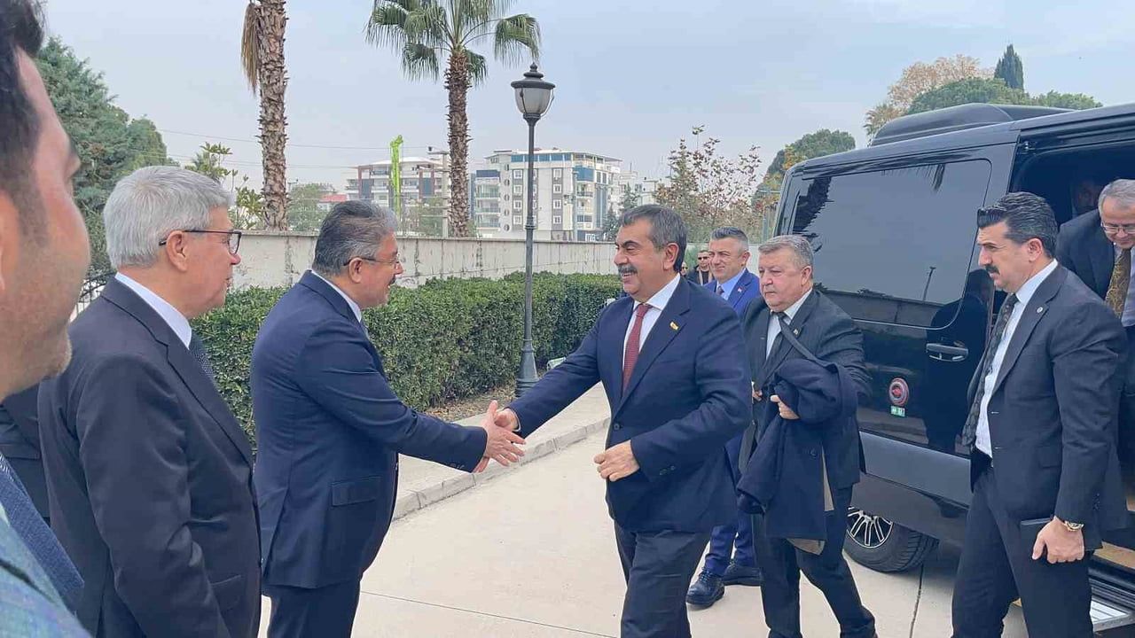 Bakan Tekin: Eğitim Altyapısında Yeniden Yapılanma ve Destek Çağrısı