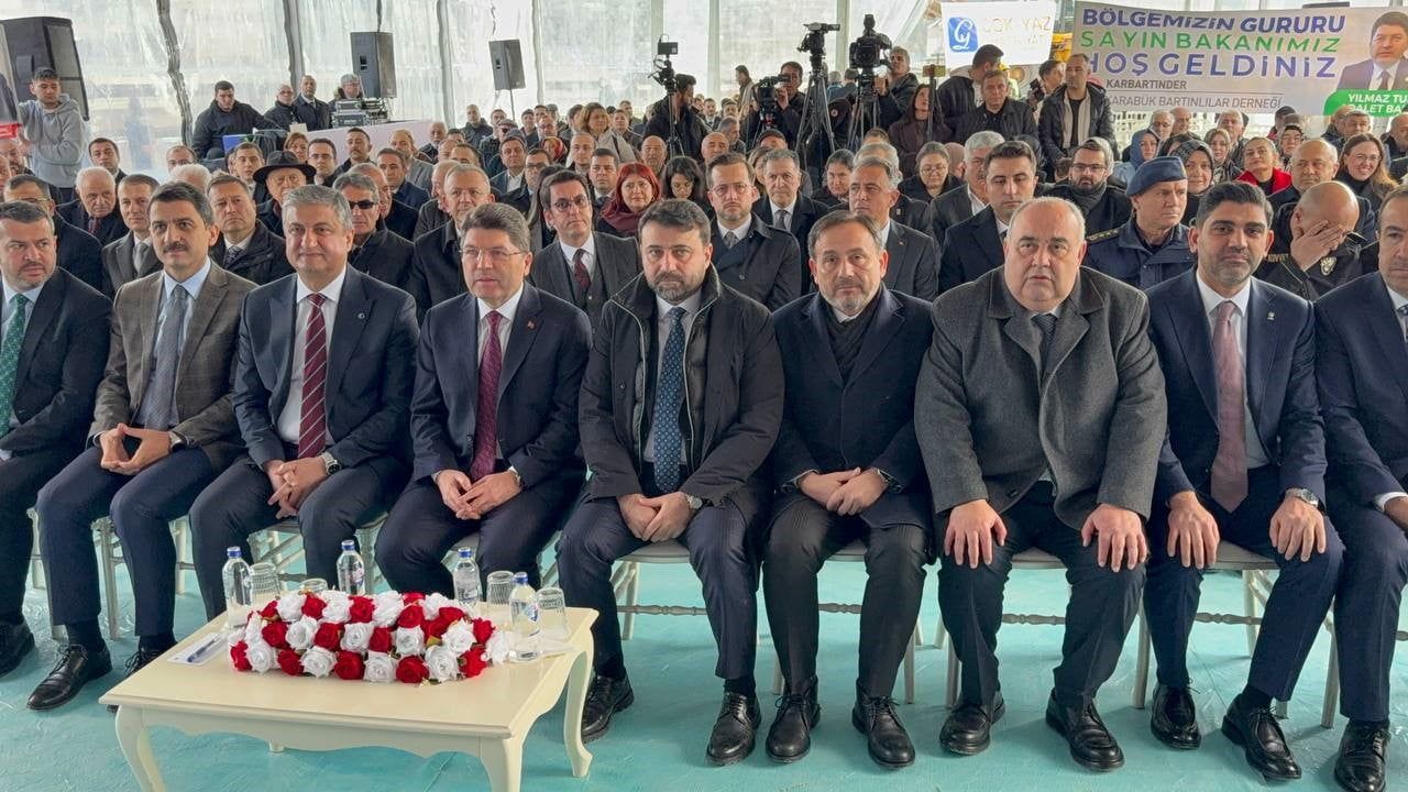 Bakan Tunç: Karabük Adalet Sarayı'nın temeli atıldı, adalet vesayet ve darbeden arındırıldı
