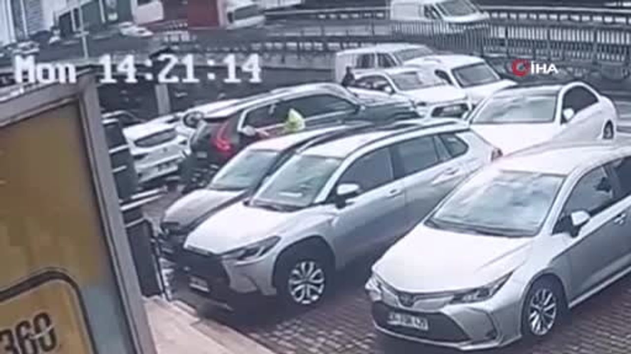 Başakşehir'de banka çıkışında silahlı gasp girişimi: Borç iddiası