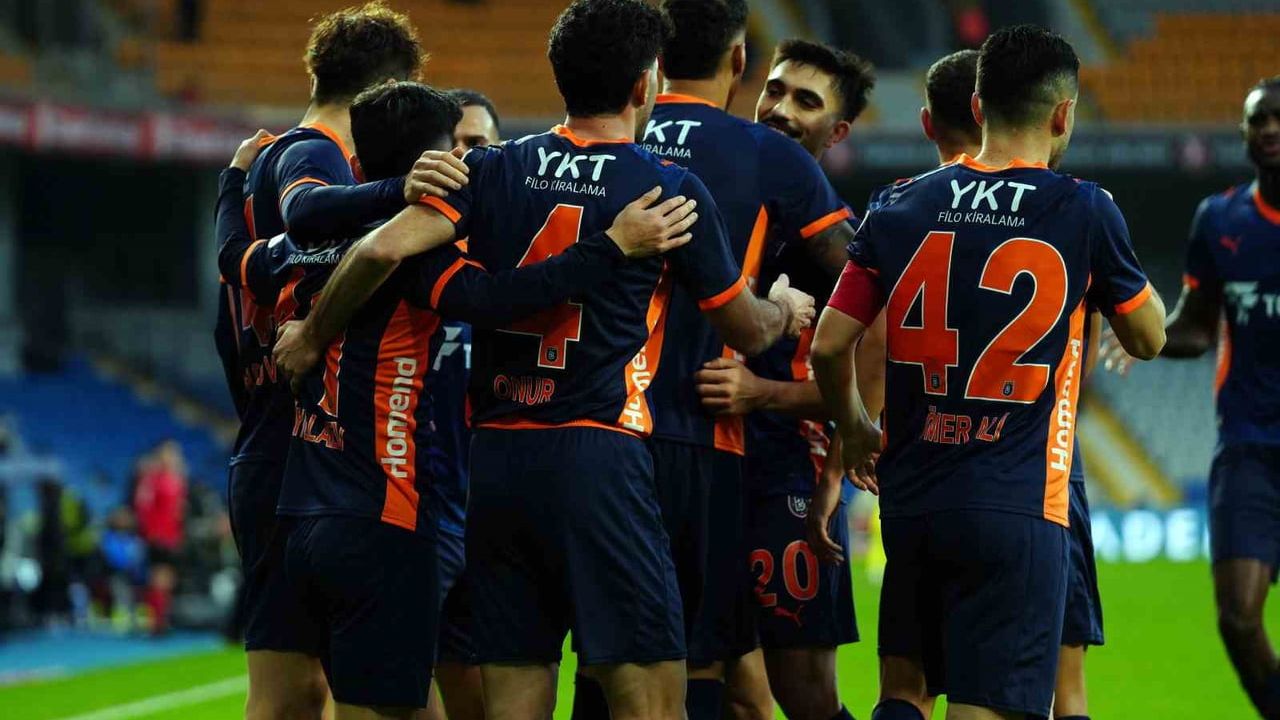 Başakşehir, Gaziantep FK karşısında 5 gollü galibiyetle sezon rekoru kırdı