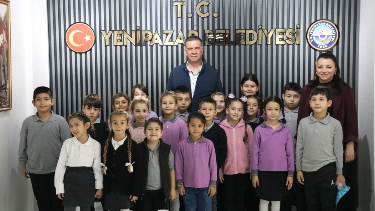 Başkan Ercan ilkokul öğrencilerini belediyede ağırladı