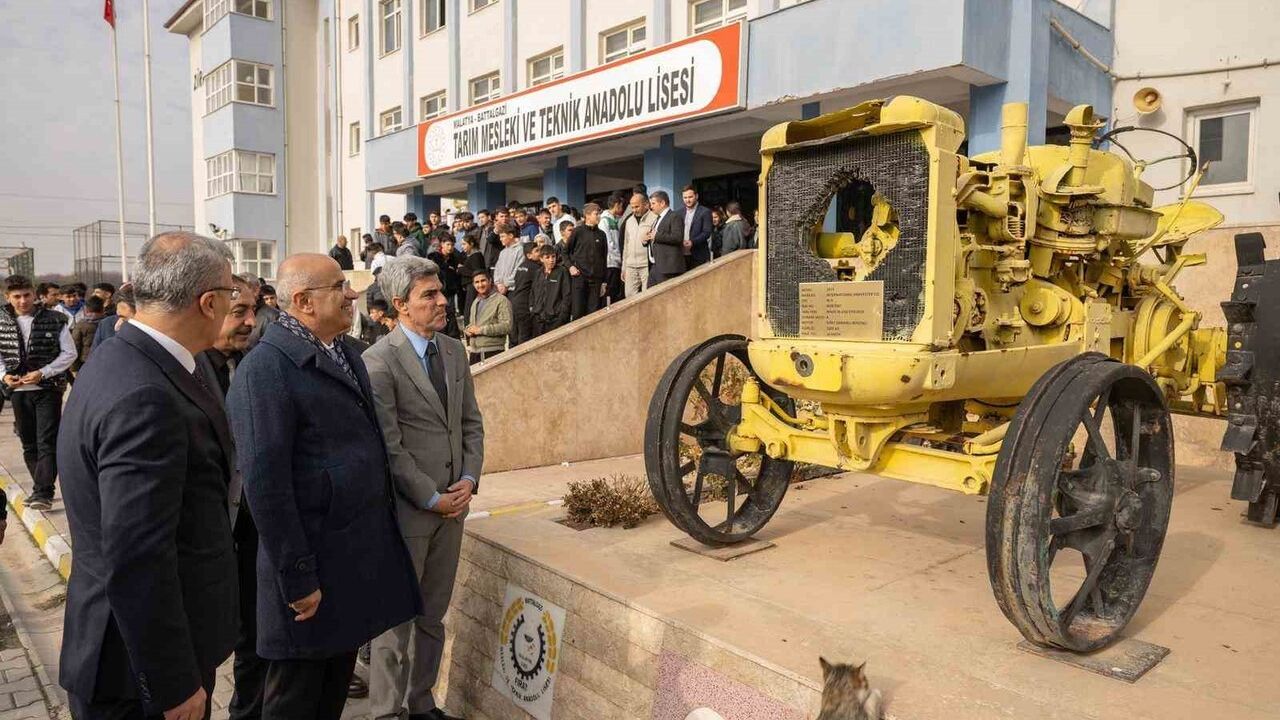 Başkan Sami Er, Battalgazi Tarım Lisesi öğrencileriyle buluştu