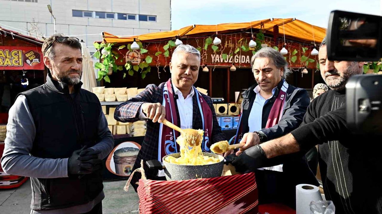 Başkan Uysal’dan Yeni Yıl Çarşısı’na Davet