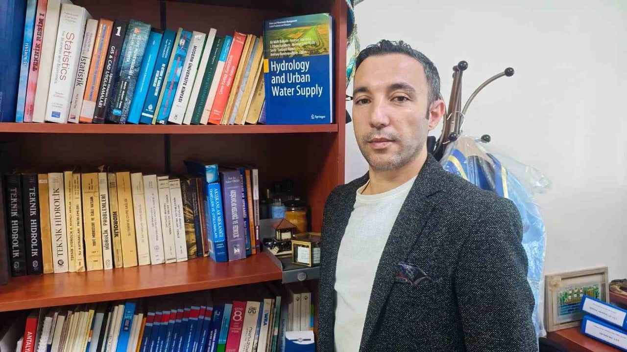 Batı Akdeniz'de göl alarmı: Burdur Gölü son 50 yılda su hacminin yarısını kaybetti