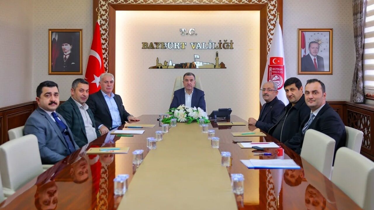 Bayburt'ta Doğal Taş Fabrikası ve OSB yatırımları değerlendirildi