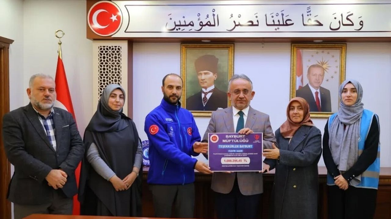 Bayburt’ta hayır çarşılarında Filistin için 1 milyon 88 bin 296 lira 45 kuruş toplandı