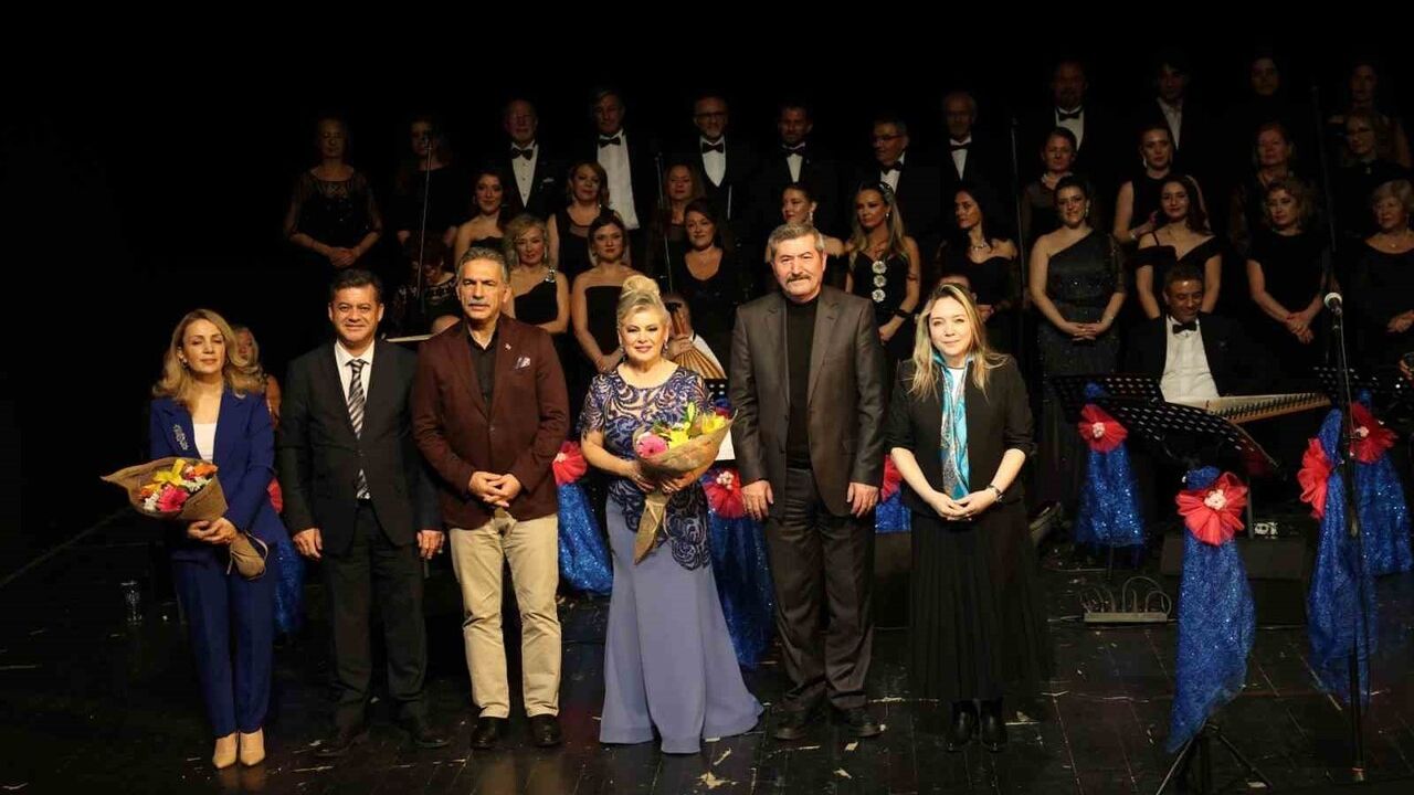 Benzersiz Şarkılar: Nilüfer Belediyesi Korosu'ndan unutulmaz konser