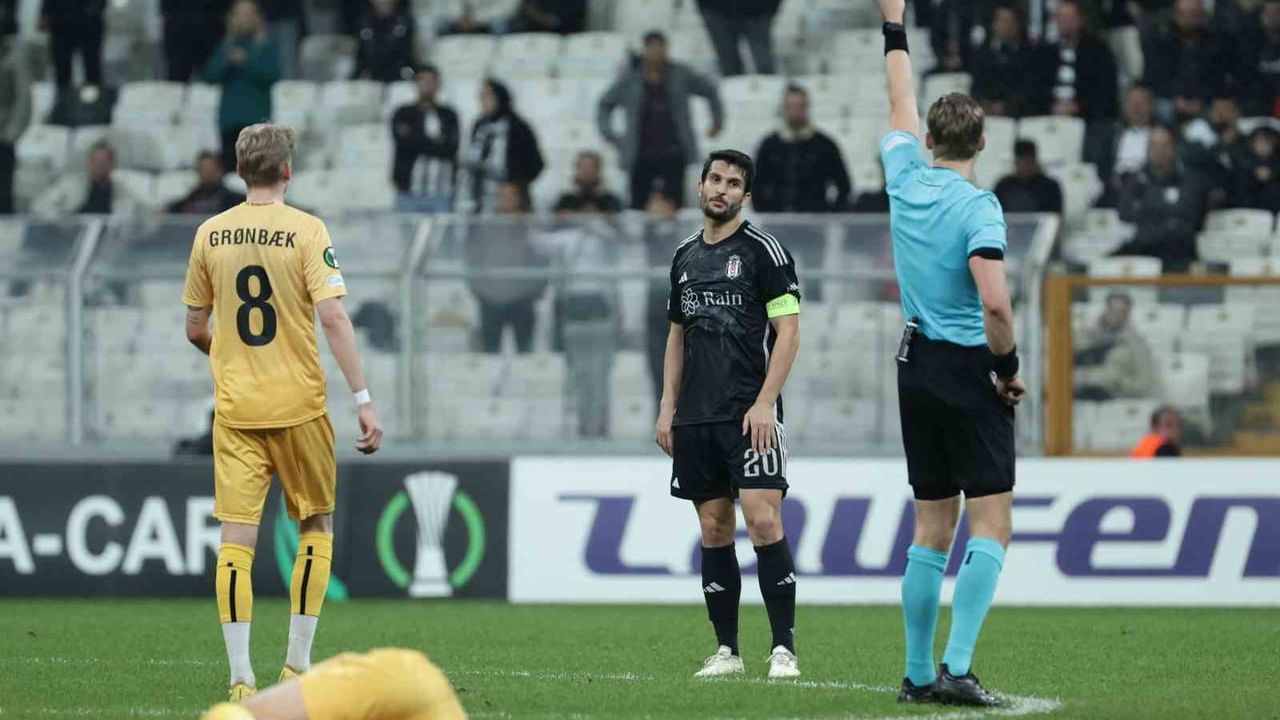 Beşiktaş, Necip Uysal ve Mert Günok ile yollarını ayırdı