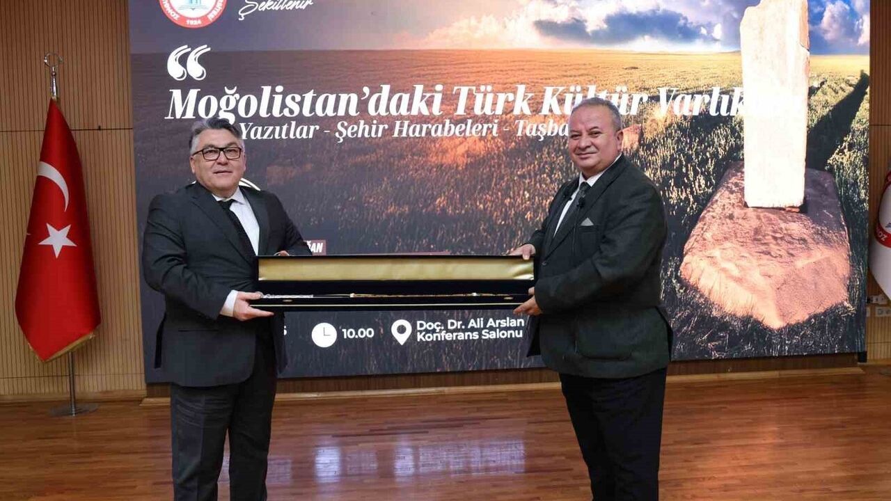 BEUN'de 'Moğolistan'daki Türk Kültür Varlıkları' konferansı düzenlendi
