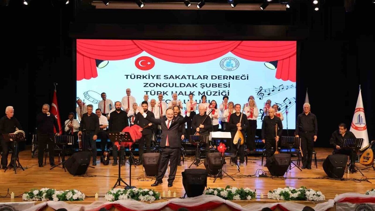 BEUN’de Türkiye Sakatlar Derneği Türk Halk Müziği Topluluğu’ndan Anlamlı Konser