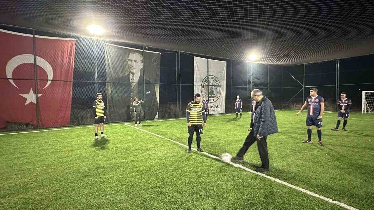 Beyağaç'ta 2025 Halı Saha Turnuvası Başladı