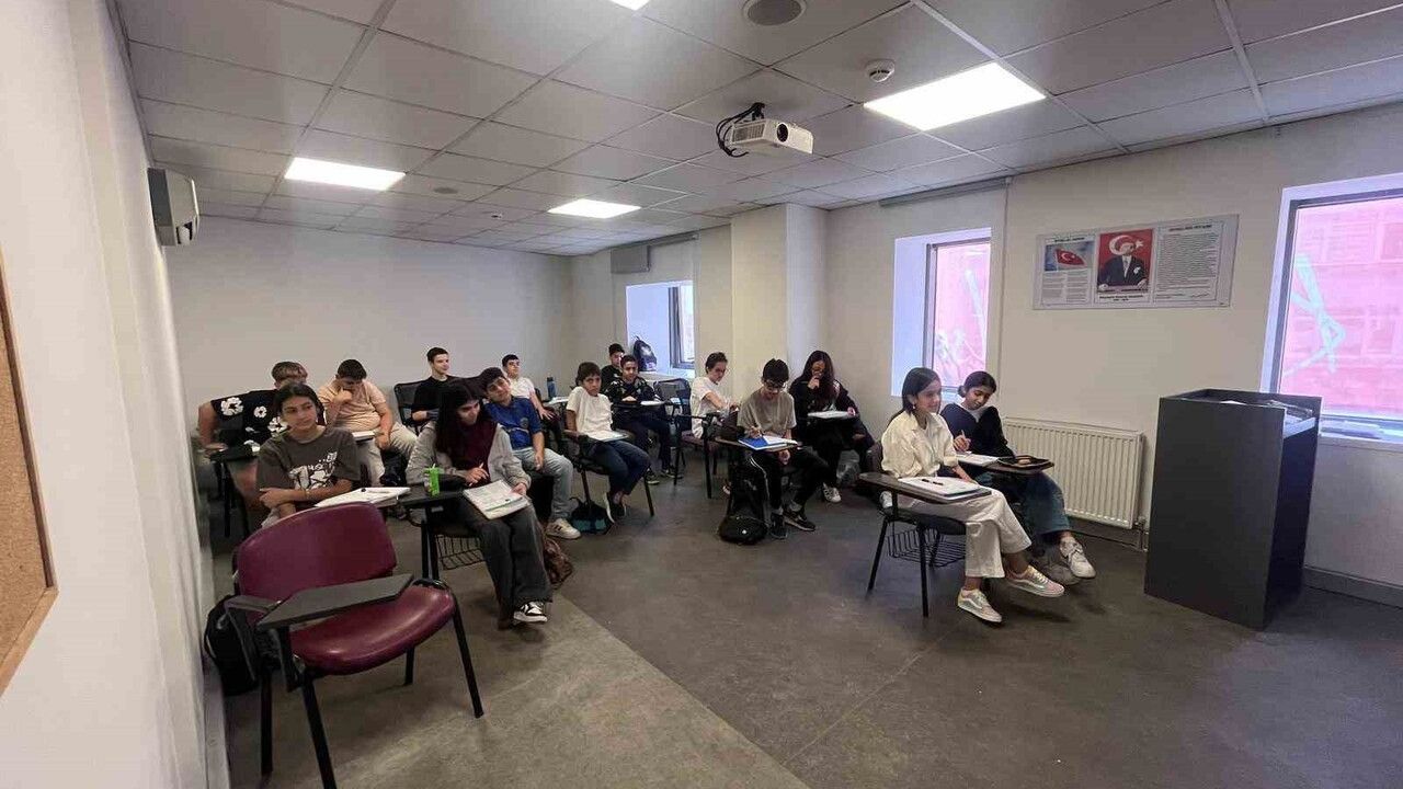 Beyoğlu Belediyesi'nden Ücretsiz YKS, LGS ve Takviye Kursları