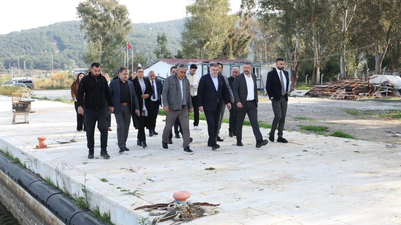 Bilal Saygılı Efes Büyük Kanal Projesi ve Tarım Çalışmalarını Yerinde İnceledi