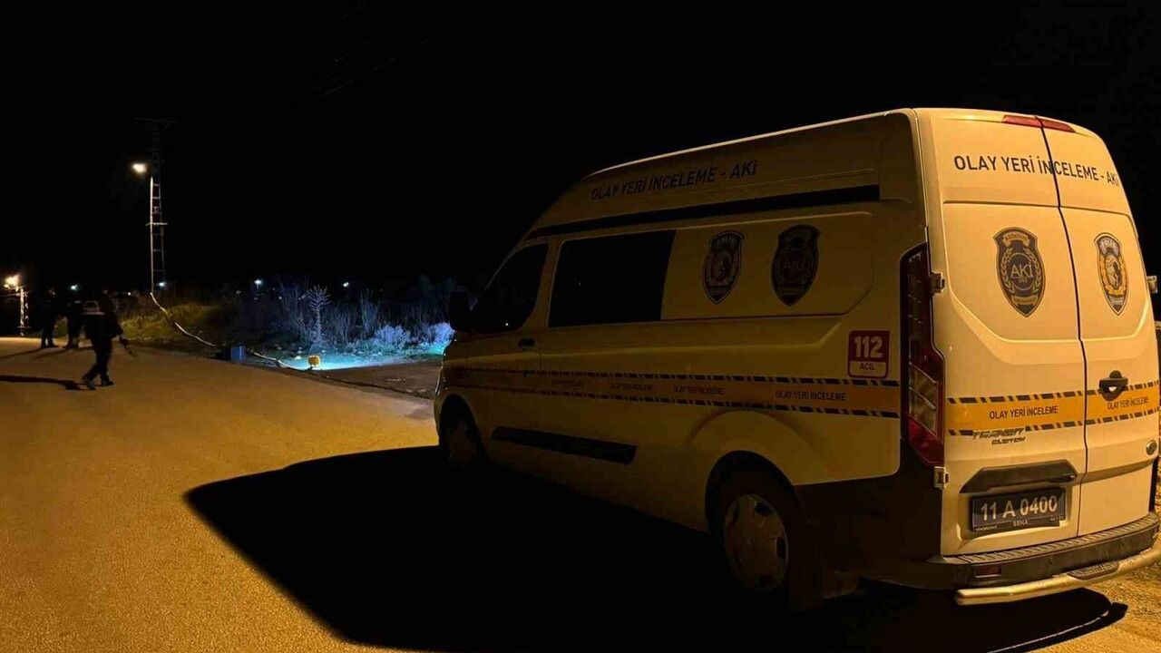 Bilecik'te Kent Ormanı Yolu Üzerinde Ölü Şahıs