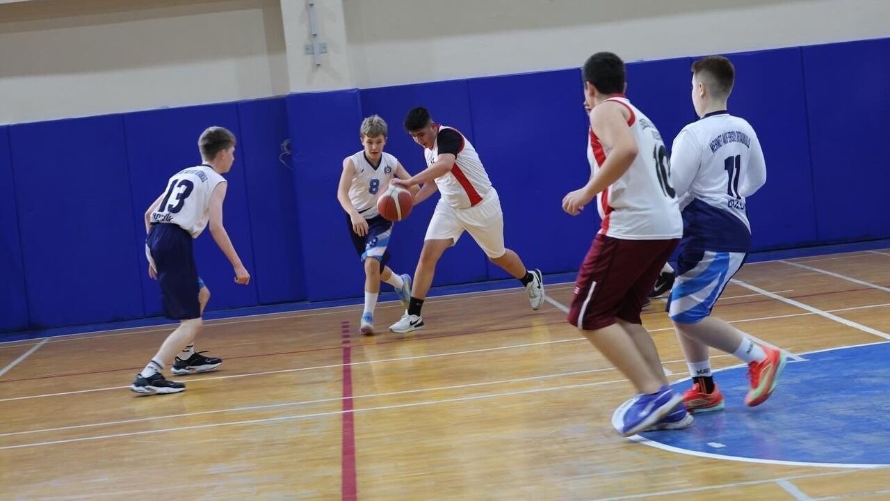 Bilecik'te yıldız basketbolda heyecan devam ediyor