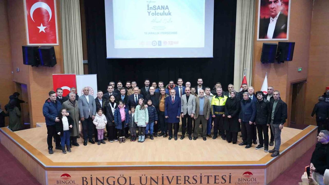 Bingöl'de 2025 Aile Yılı kapsamında gençler ve ailelere farkındalık konferansları