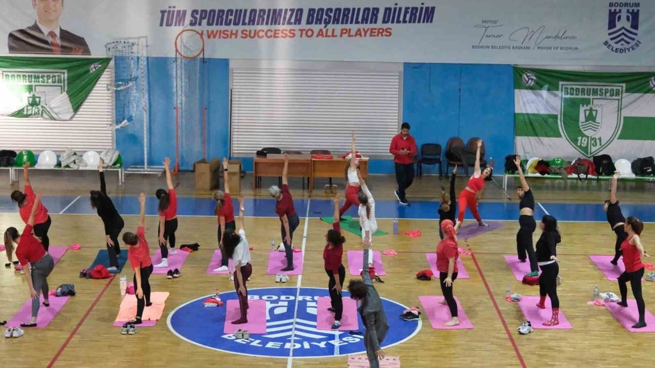 Bodrum'da 2025'e yoga ve pilatesle veda