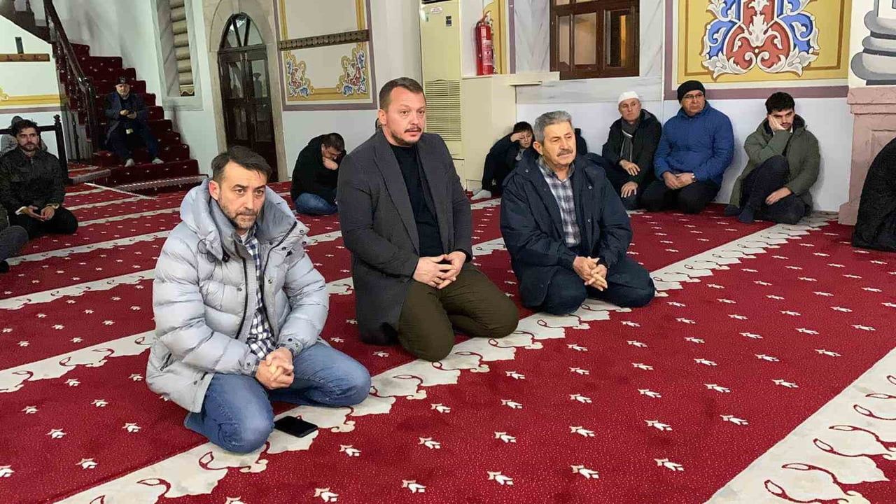 Bolu'da Mekke'nin Fethi 1396. yıl dönümü Yıldırım Bayezid Camii'nde anıldı