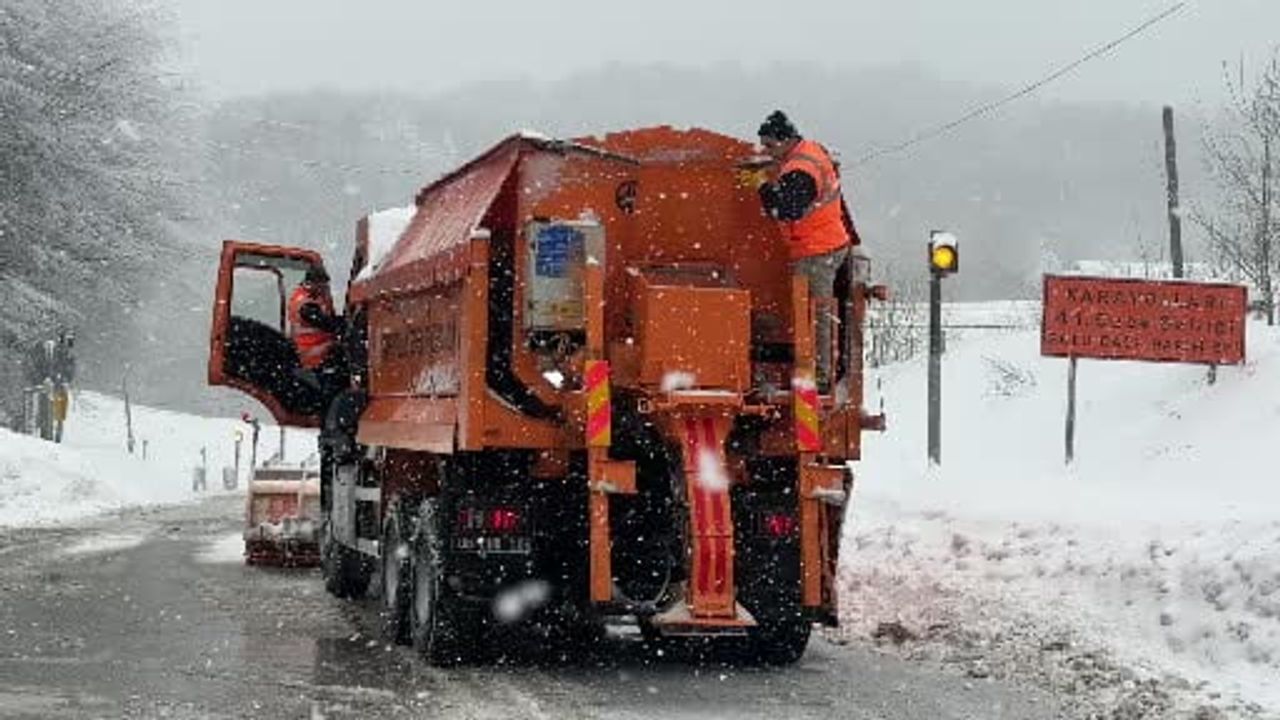 Bolu Dağı'nda kar kalınlığı 80 santimetreye yaklaştı
