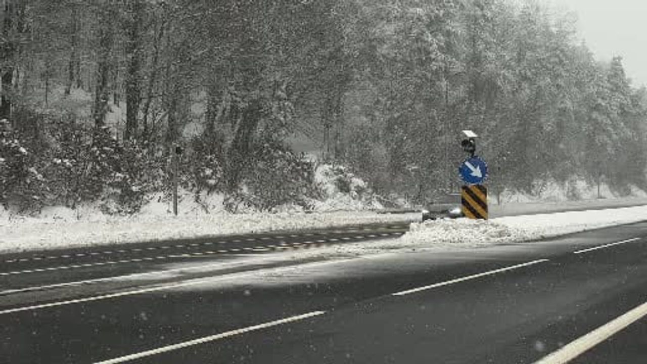 Bolu Dağı'nda kar yeniden etkili — D-100 ve TEM'de ekipler teyakkuzda